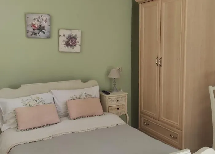Erato In Apartman *